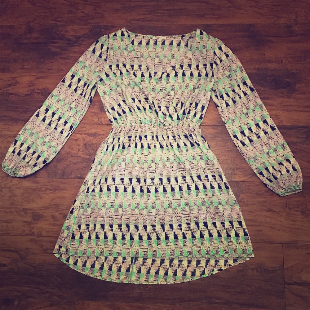 Charlotte Russe light pattern summer dress